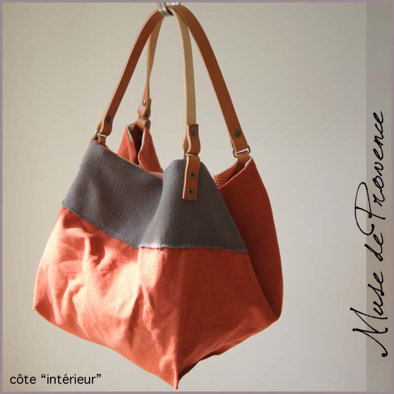 ... » Produits » Les vendus » Sac cabas en tissu et cuir ANTIQUAIRE ... » Produits » Les vendus » Sac cabas en tissu et cuir ANTIQUAIRE