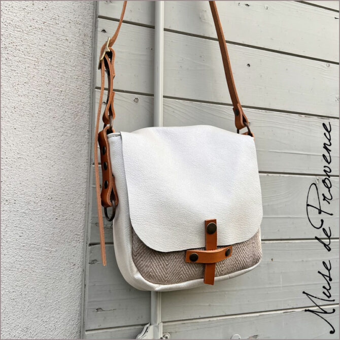 Petit sac besace - sac besace en cuir blanc- Sac à bandoulière en cuir blanc