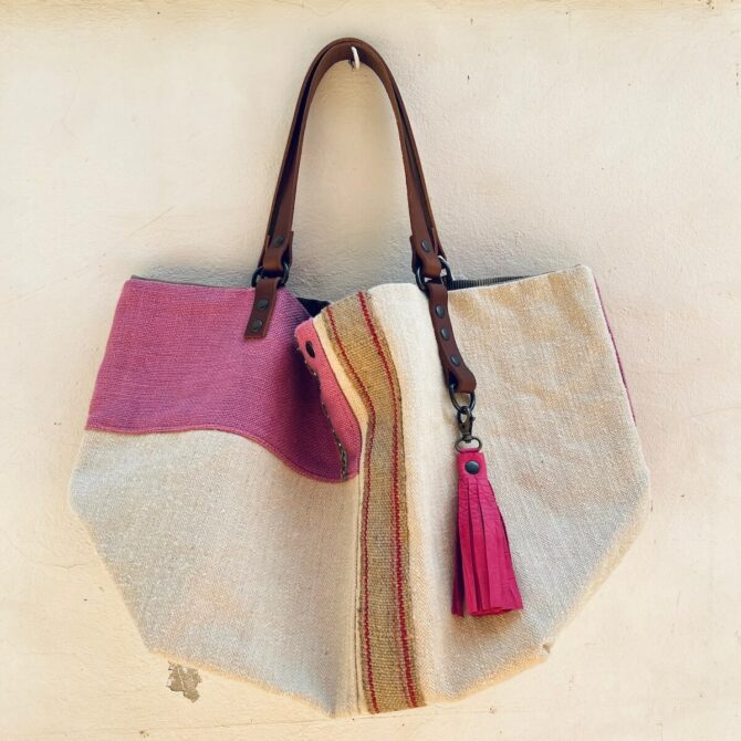 Large hemp -leather pompom
