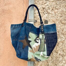 Sac cabas en jean et cuir et fabriqué en pièce unique