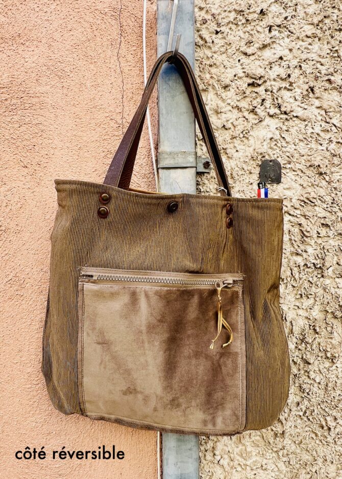 Sac cabas slim velours doré – Image 4