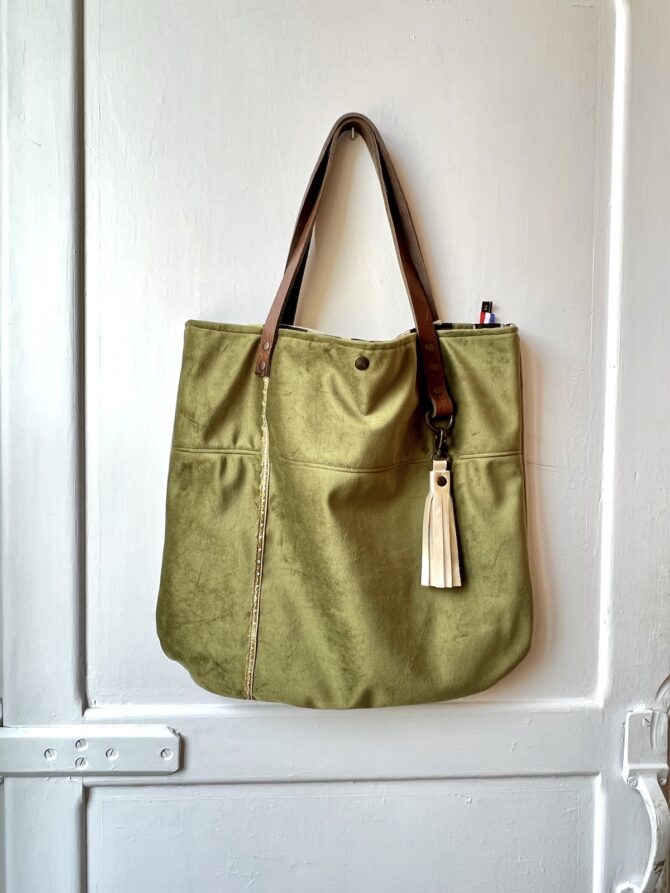 Sac cabas slim velours vert