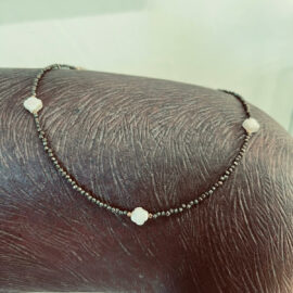 Collier pyrite fleur en nacre